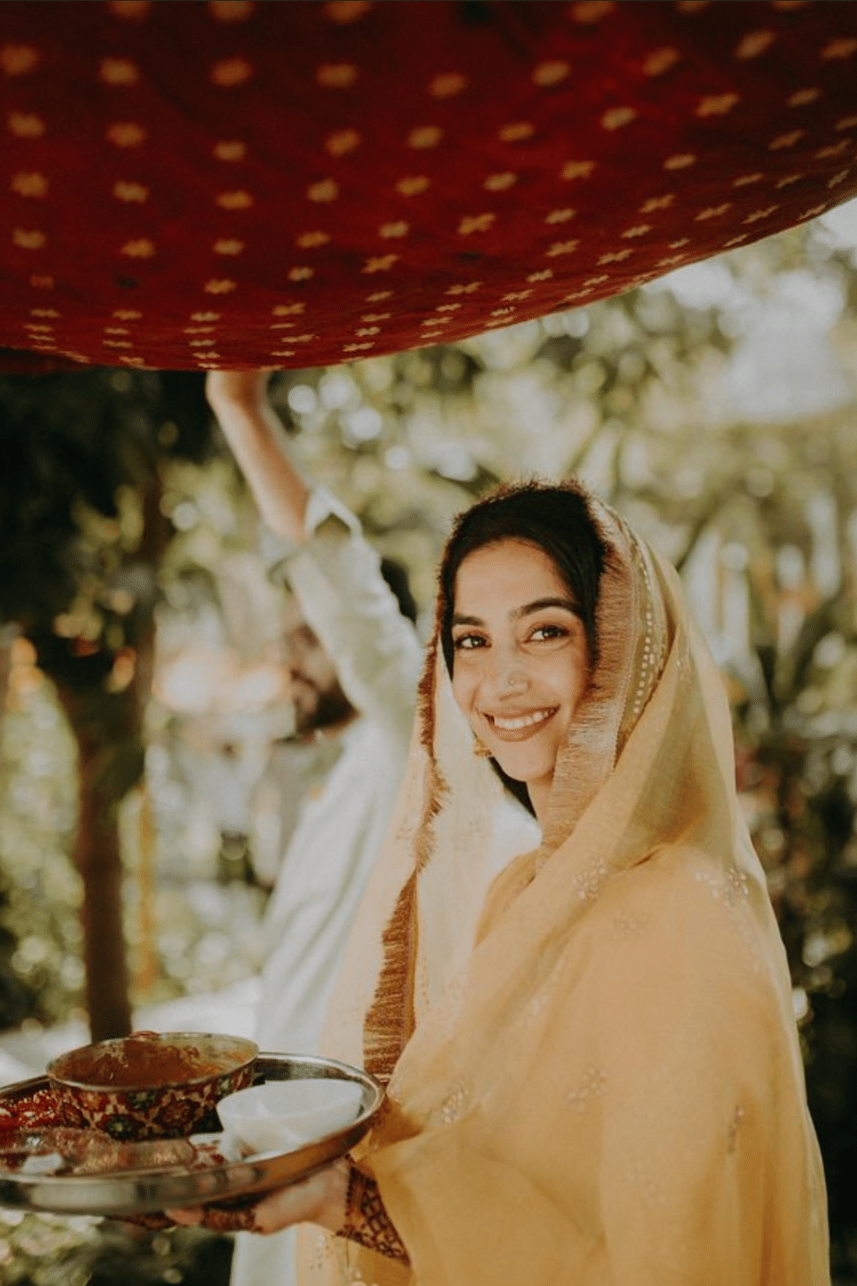 Bride entry
