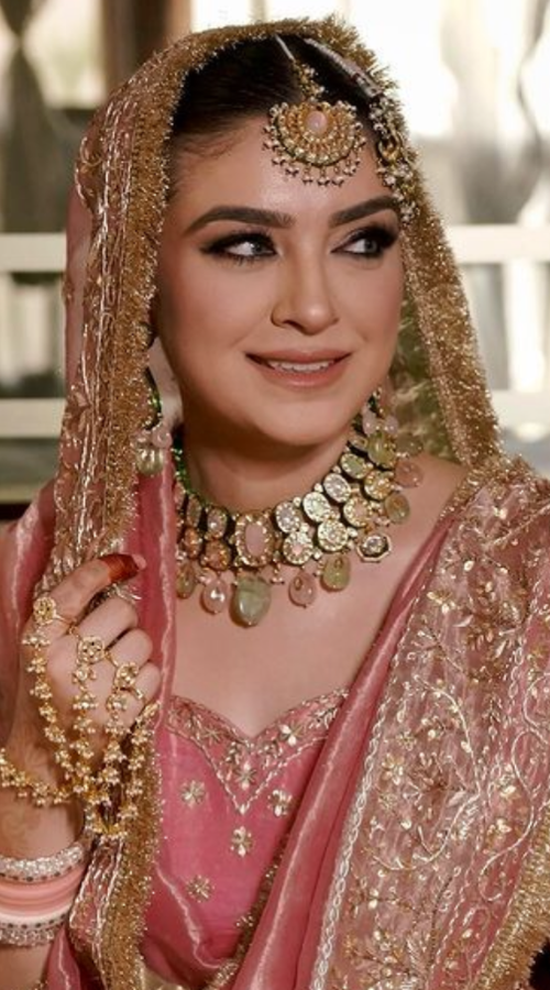 Maang Tikka for brides